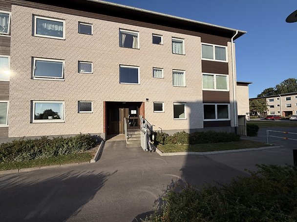Pinnmogatan 24