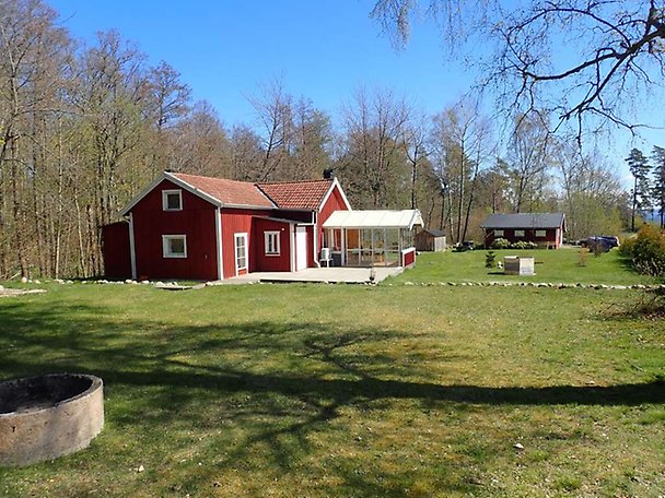 Henebacken, Henebacken Sjöbolet 1, Brandstorp